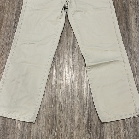 Lucky Brand Rescue Troops Do Your Part Lucky Active Chinos - Picture 4 of 16